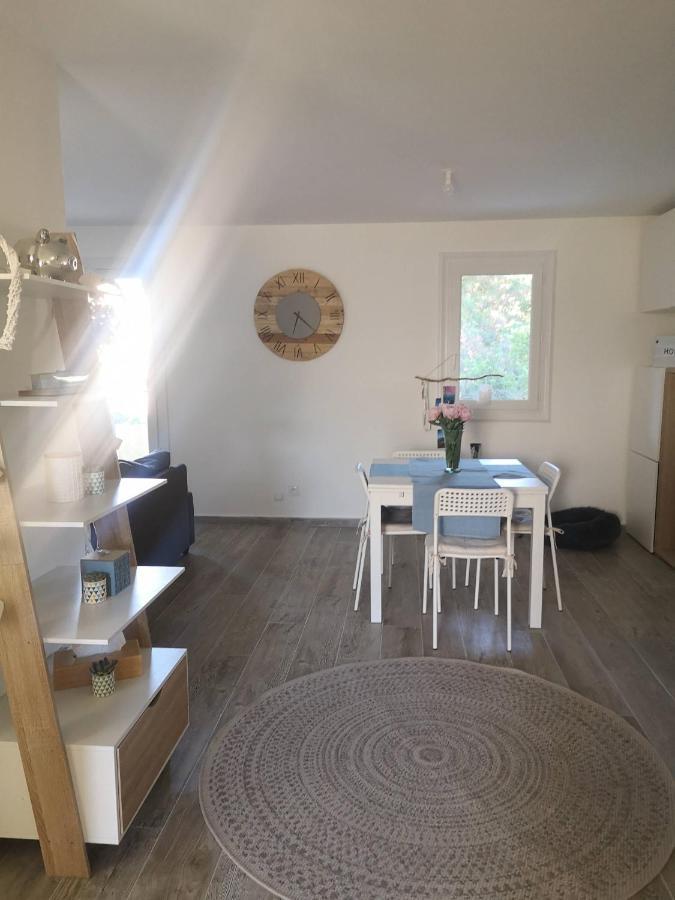 Hyères Appartement Proche Mer Avec Terrasse Et Jardin Privatif المظهر الخارجي الصورة