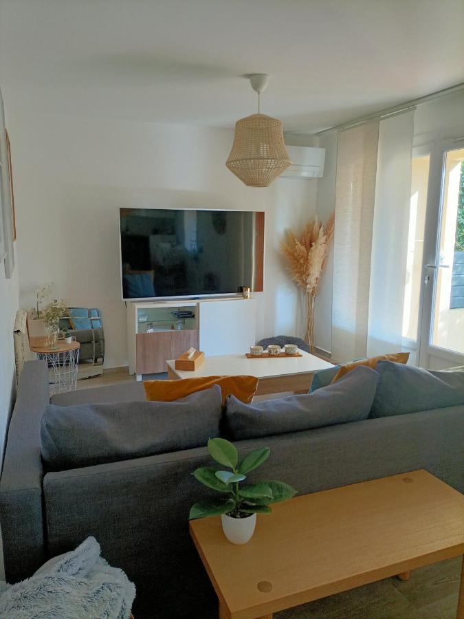 Hyères Appartement Proche Mer Avec Terrasse Et Jardin Privatif المظهر الخارجي الصورة
