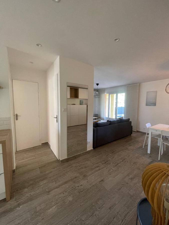Hyères Appartement Proche Mer Avec Terrasse Et Jardin Privatif المظهر الخارجي الصورة